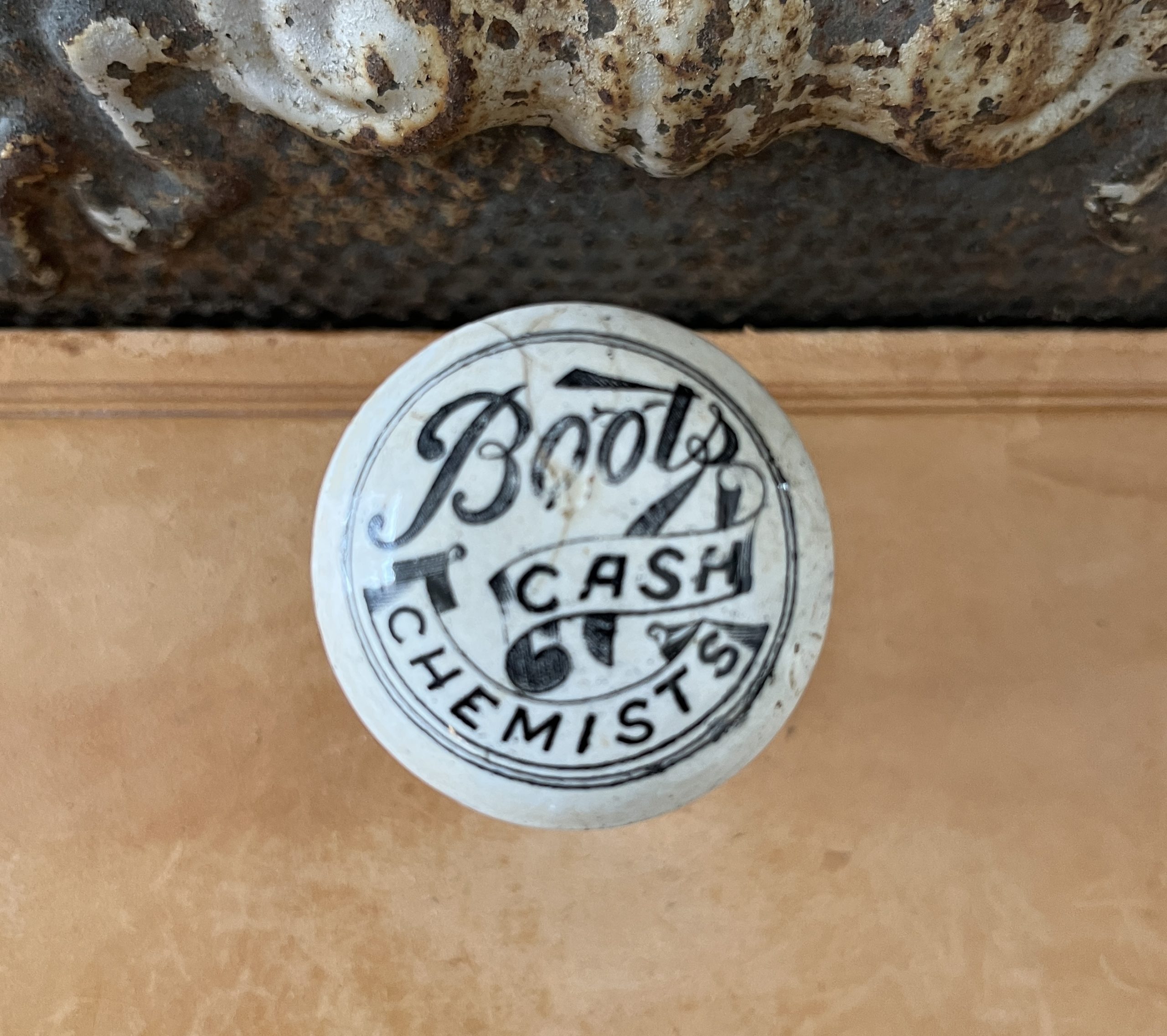 Boots Cash Chemists 陶器トレイ　アンティーク　イギリス Boots Cash Chemists 陶器トレイ アンティーク イギリス Boots Cash